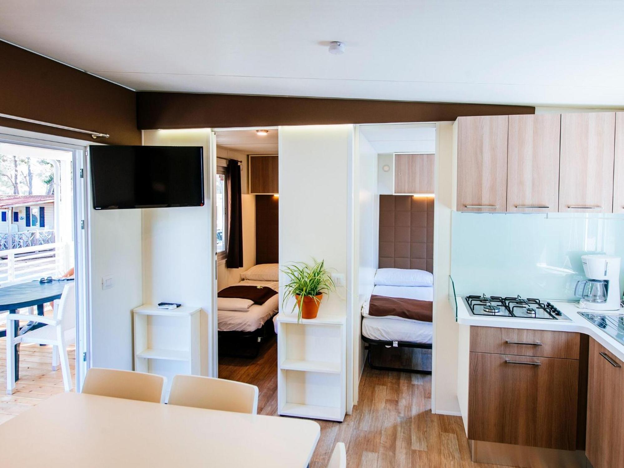 Mobile Homes In Zaton Resort, With Large Pool Area Holiday home