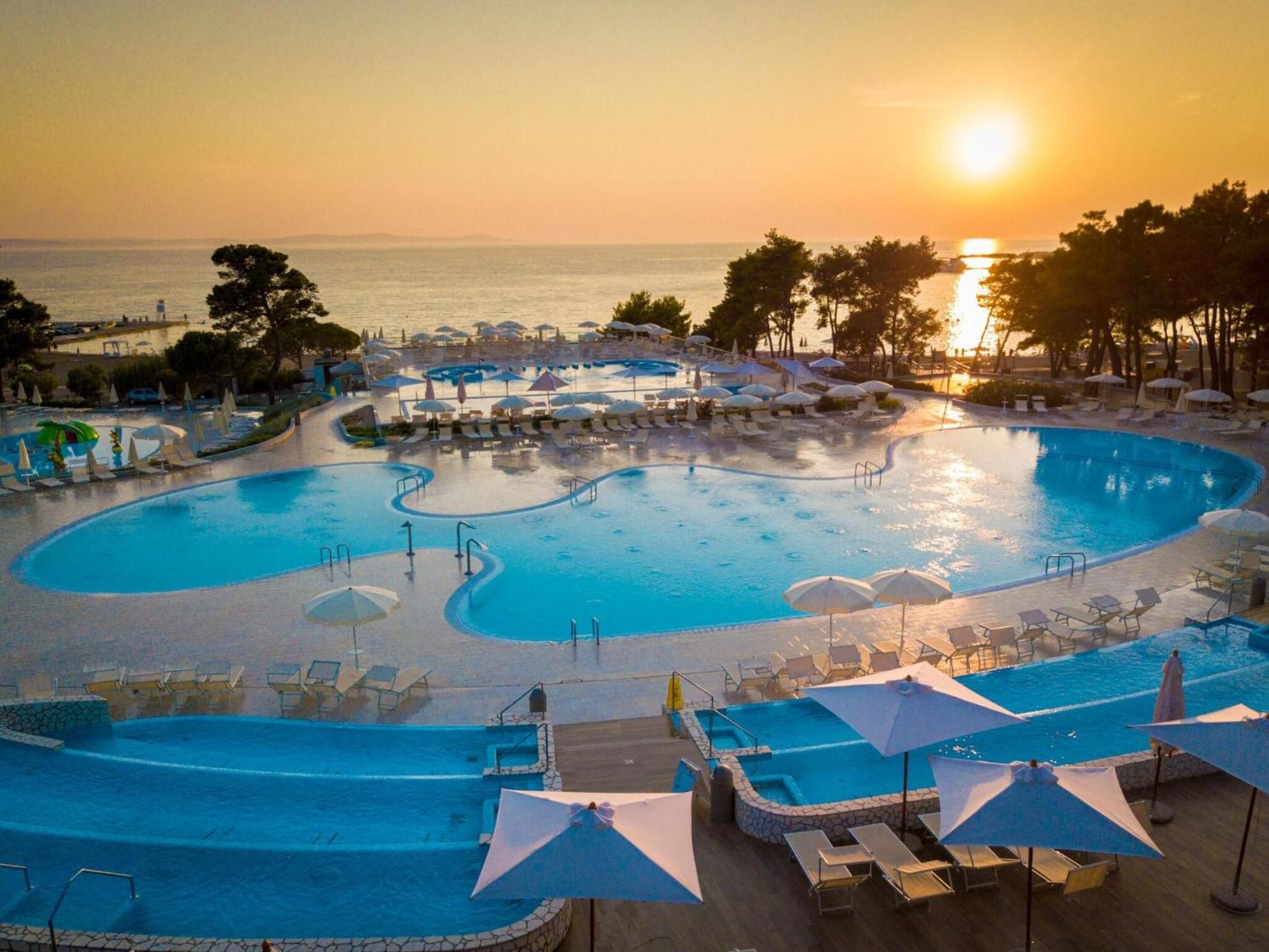 Mobile Homes In Zaton Resort, With Large Pool Area * Zaton (Zadar)