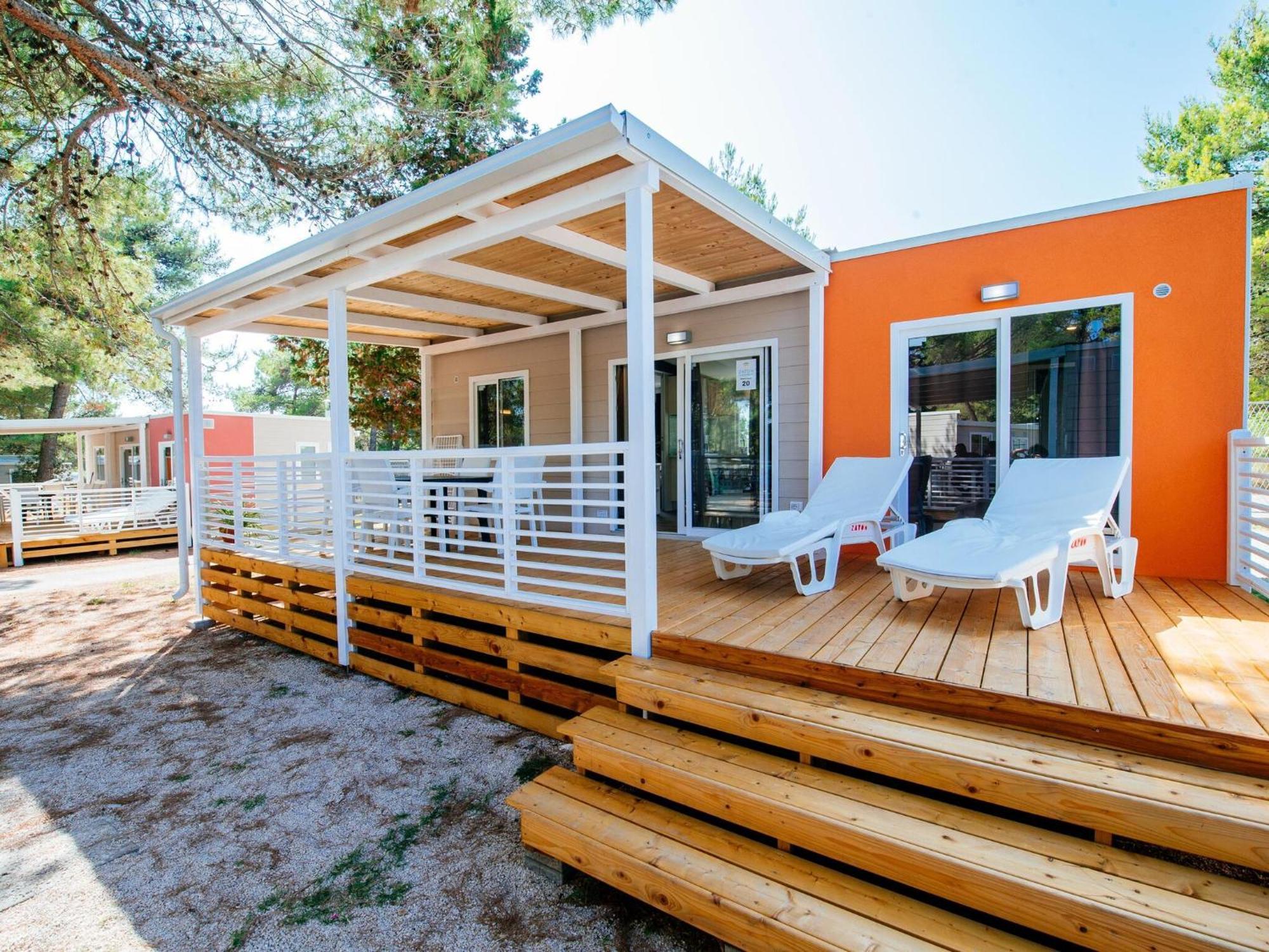 Mobile Homes In Zaton Resort, With Large Pool Area Holiday home